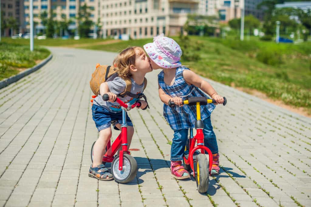 Balance Bike vs Trike